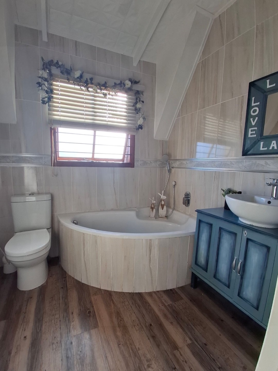  Bedroom Property for Sale in Ferreira Town Eastern Cape